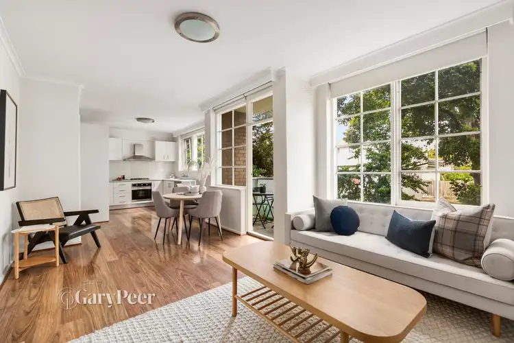 2/213 Alma Road, St Kilda East VIC 3183