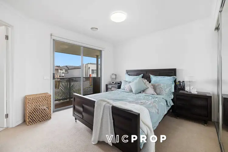 Fifth view of Homely house listing, 1 Richmond Circuit, Mulgrave VIC 3170