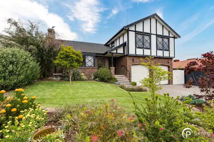 54 Avebury Drive, Berwick VIC 3806