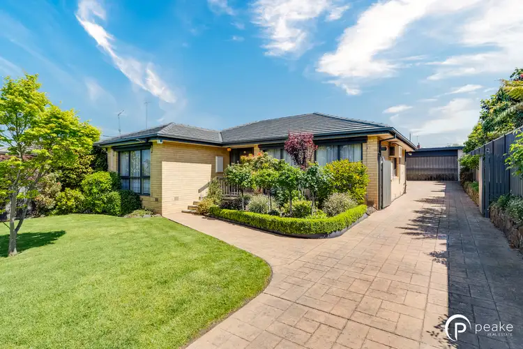17 Cloverset Avenue, Narre Warren VIC 3805