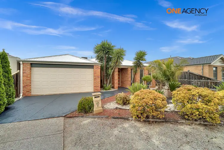 Second view of Homely house listing, 10 Fieldstone Place, Tarneit VIC 3029