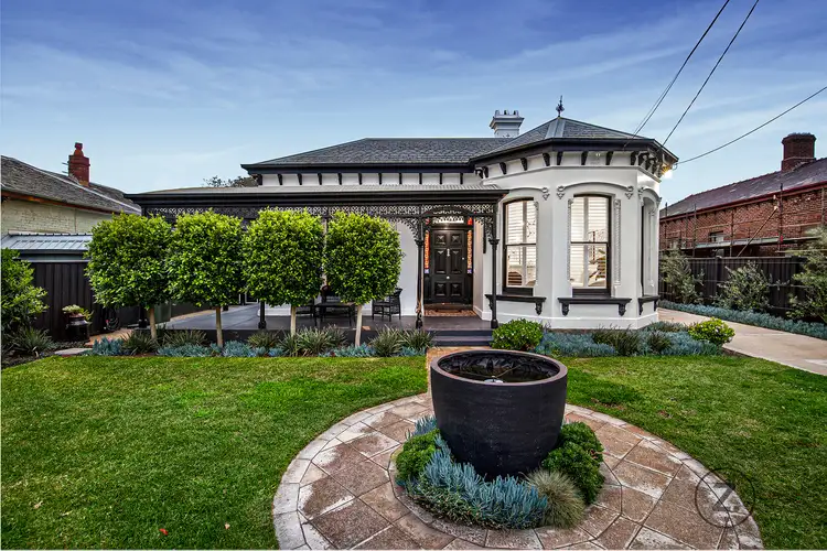 17 South Road, Brighton VIC 3186