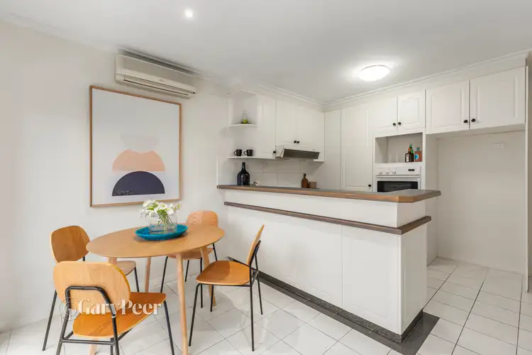 Fourth view of Homely villa listing, 5/27 Eumeralla Road, Caulfield South VIC 3162