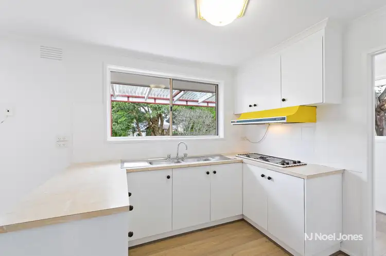 Fifth view of Homely unit listing, 2/17 Western Road, Boronia VIC 3155