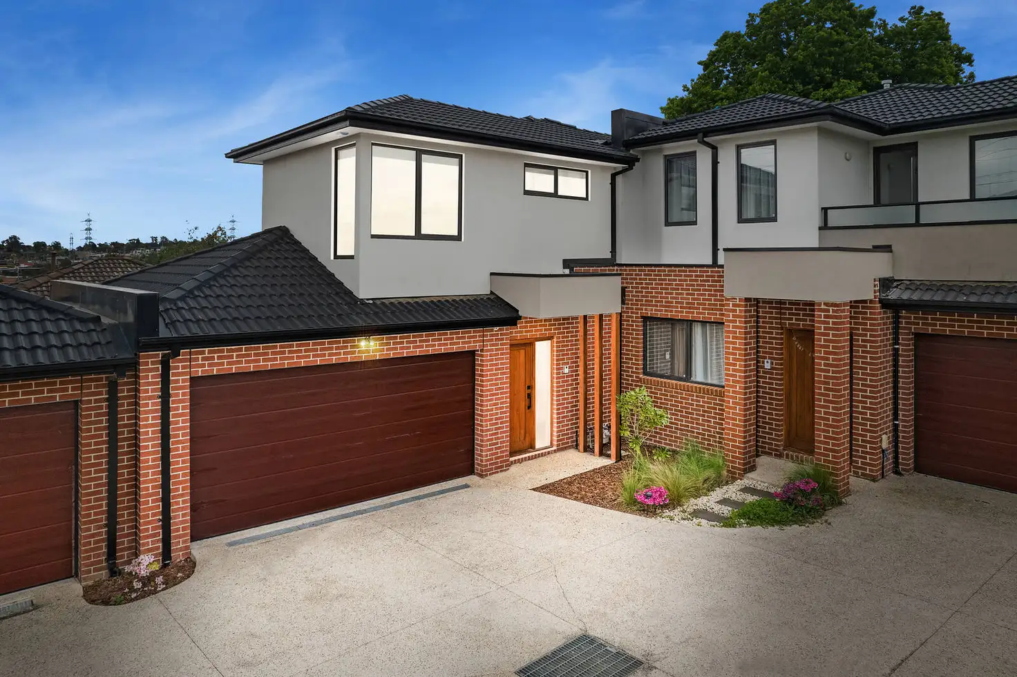 Main view of Homely townhouse listing, 2/20 Barkly Street, Ringwood VIC 3134