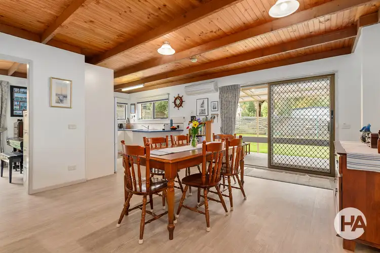 Fifth view of Homely house listing, 7 Kenneth Court, Somers VIC 3927