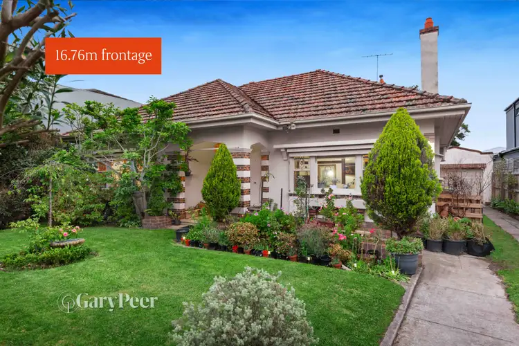 34 Fitzgibbon Crescent, Caulfield North VIC 3161