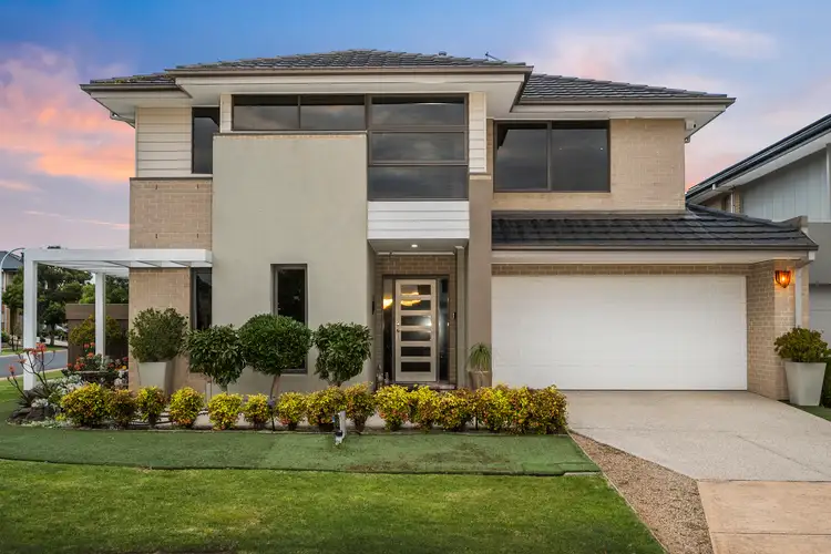 10 Destination Point, Sanctuary Lakes VIC 3030