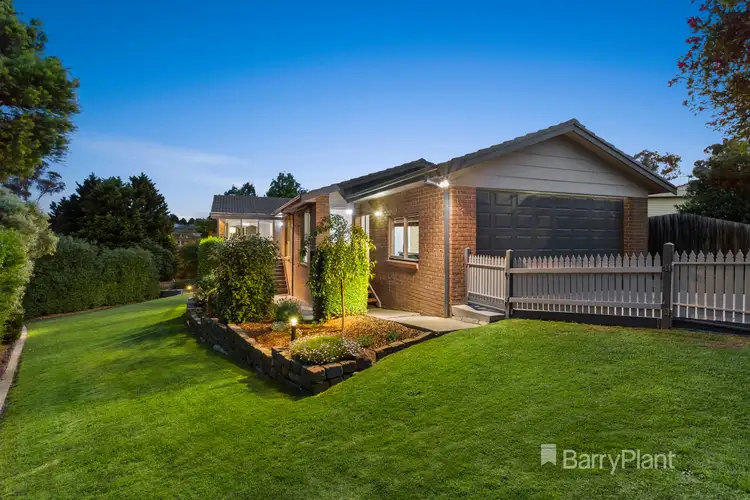 4 Meadow Place, Templestowe VIC 3106