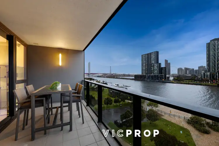 516/13 Point Park Crescent, Docklands VIC 3008