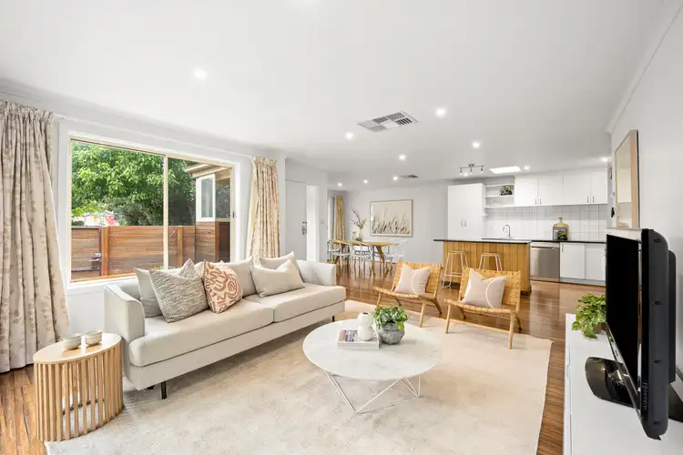 Second view of Homely house listing, 2/5 Karrin Court, Ashwood VIC 3147