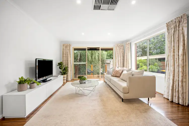 Sixth view of Homely house listing, 2/5 Karrin Court, Ashwood VIC 3147