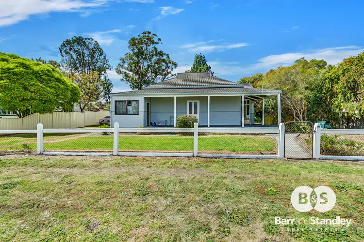 24 Hutton Street, Collie WA 6225