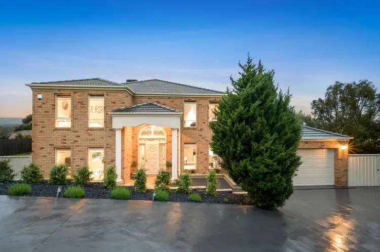10 Pelican Walk, Whittlesea VIC 3757