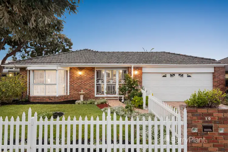 30 Glenola Road, Chelsea VIC 3196