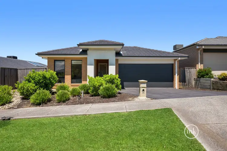30 Gyrfalcon Way, Doreen VIC 3754