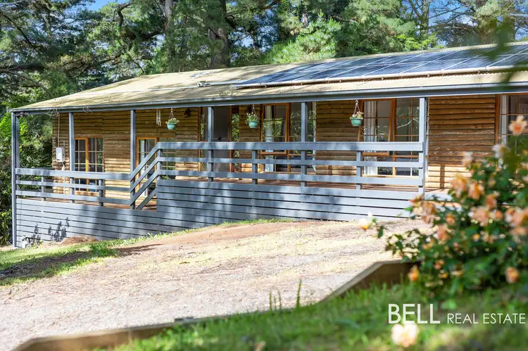 6 Fern Gully Road, Cockatoo VIC 3781