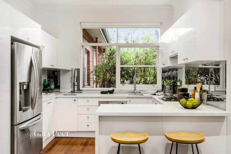 Third view of Homely villa listing, 4/272 Hawthorn Road, Caulfield VIC 3162