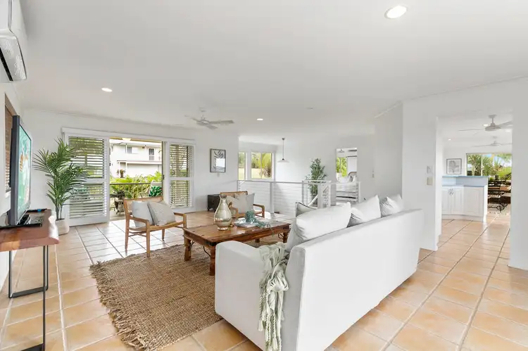 7 Woodlark Rise, Sunrise Beach QLD 4567