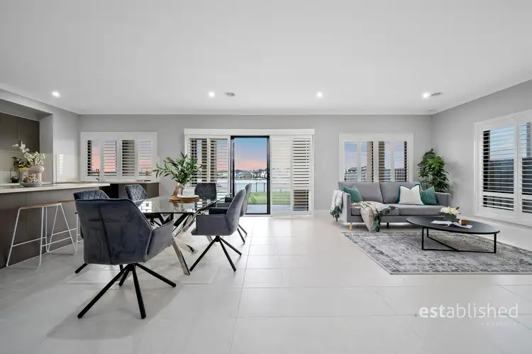 Fourth view of Homely house listing, 213 Sanctuary Lakes South Boulevard, Sanctuary Lakes VIC 3030