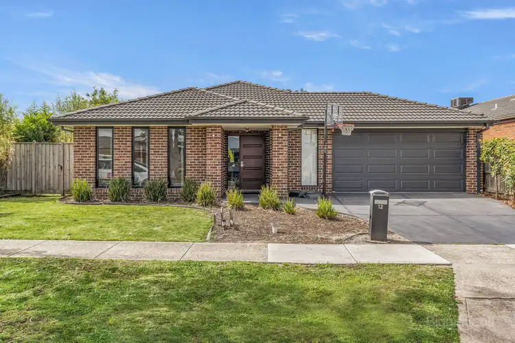 12 Ben Hall Street, Cranbourne East VIC 3977