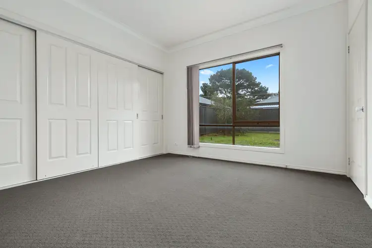 Fifth view of Homely unit listing, 2B Newnham Drive, Romsey VIC 3434