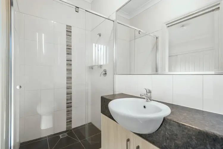 Sixth view of Homely unit listing, 2B Newnham Drive, Romsey VIC 3434