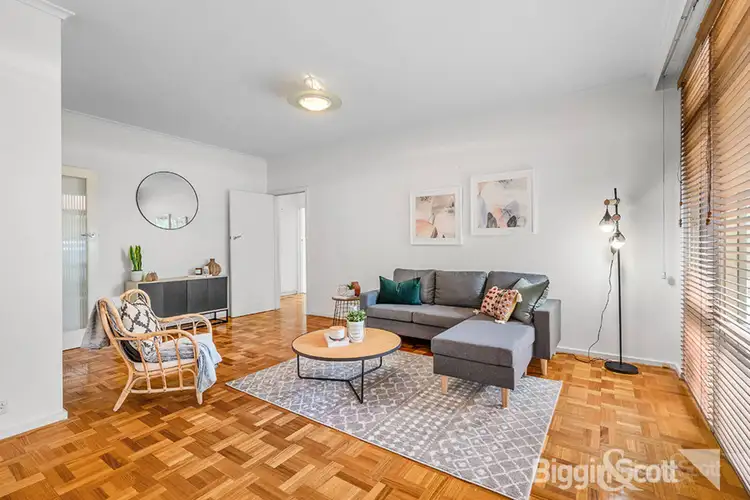 3/2 Westbury Grove, St Kilda East VIC 3183