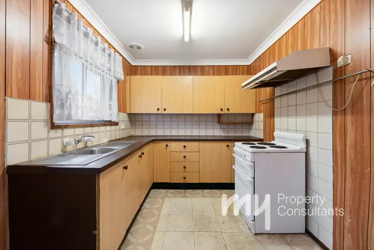 Fourth view of Homely house listing, 37 Woodlark Place, Glenfield NSW 2167