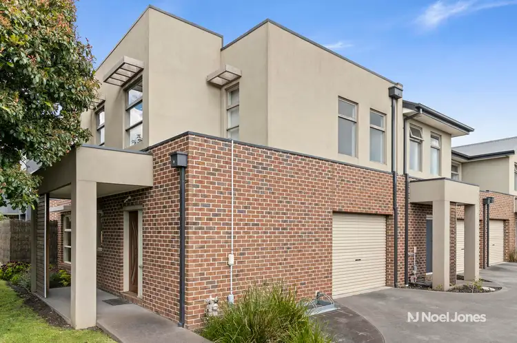 Main view of Homely townhouse listing, 1/10 Alwyn Street, Bayswater VIC 3153
