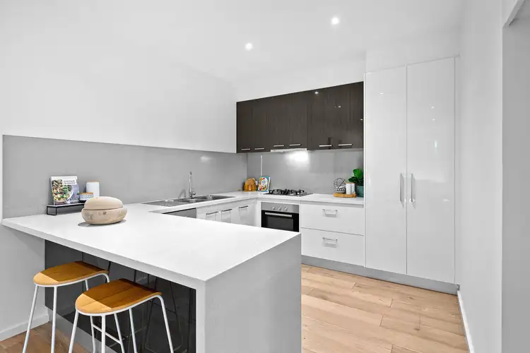 Third view of Homely townhouse listing, 2/7 Collett Avenue, Ringwood VIC 3134