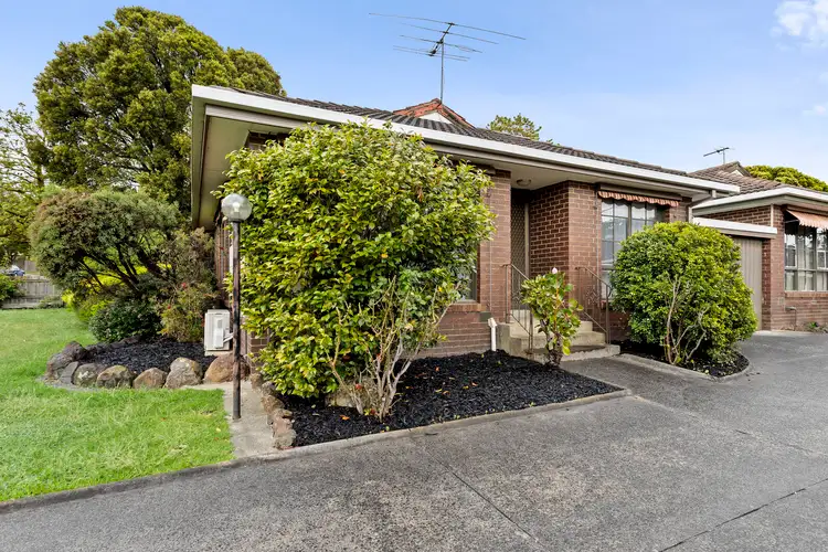 Main view of Homely unit listing, 1/5 Arlington Street, Ringwood VIC 3134