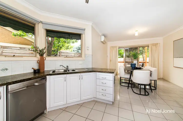 Fifth view of Homely unit listing, 2/6 Marian Court, Blackburn VIC 3130