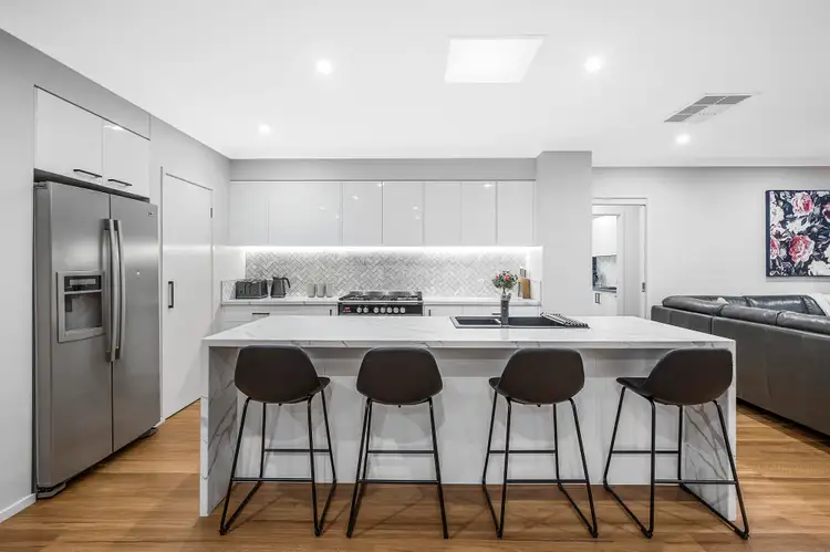 Second view of Homely house listing, 10 King Parrot Way, Whittlesea VIC 3757