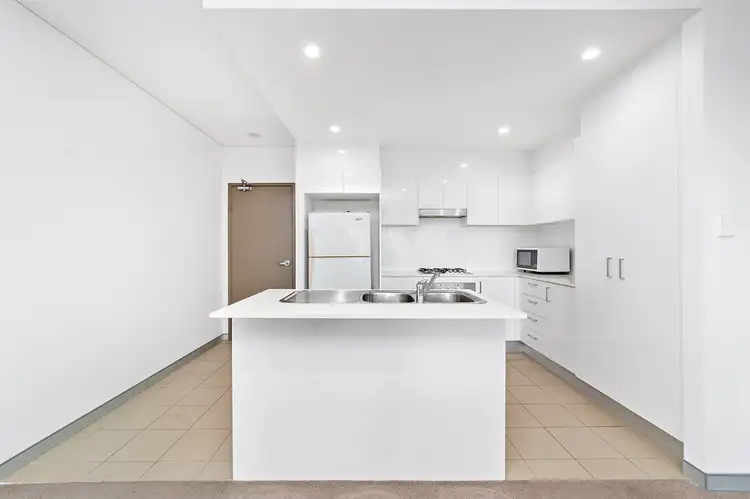 Third view of Homely apartment listing, 185/30 Gladstone Avenue, Wollongong NSW 2500