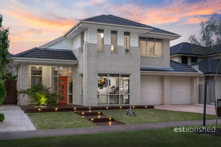 3 Bayside Drive, Sanctuary Lakes VIC 3030