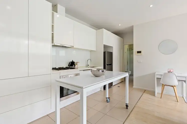 Third view of Homely apartment listing, 10/28 The Avenue, Windsor VIC 3181