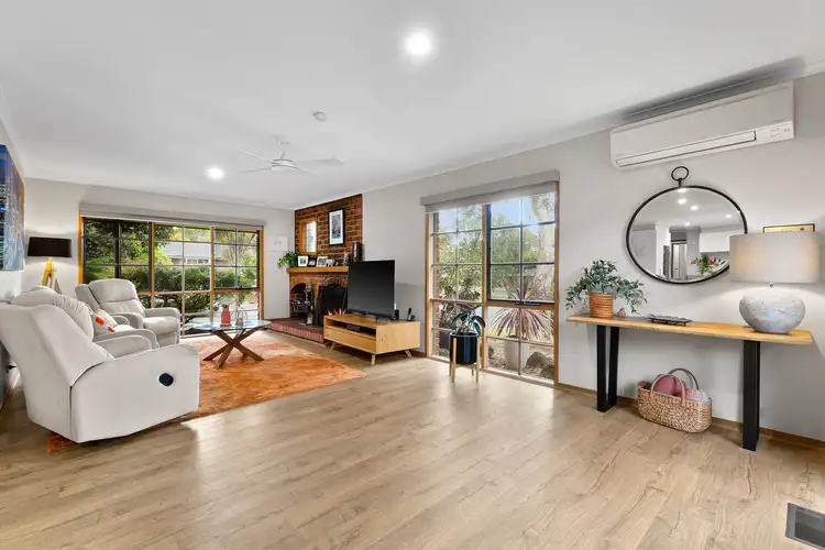 Fifth view of Homely house listing, 2 Thomas Lawford Place, Croydon Hills VIC 3136