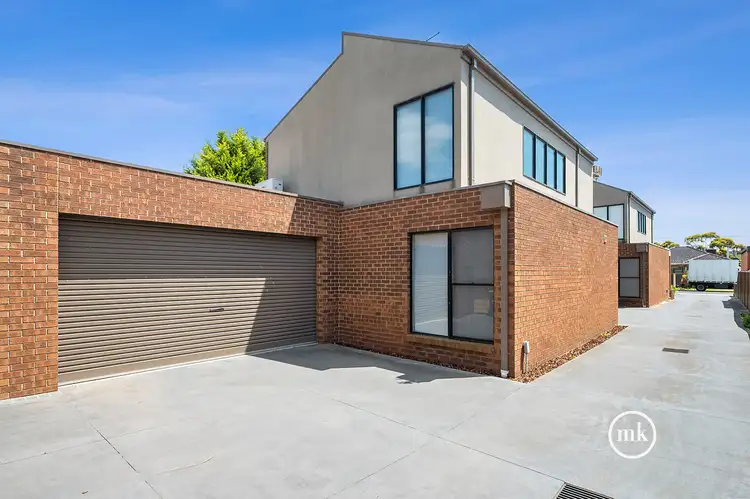 Second view of Homely townhouse listing, 2/7 Pardy Street, Pascoe Vale VIC 3044