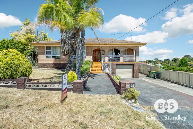 32 Bucktin Street, Collie WA 6225
