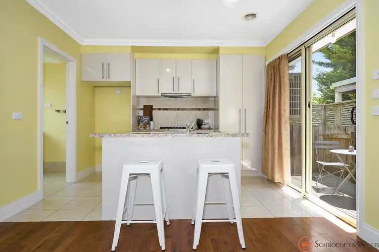 Fifth view of Homely unit listing, 2/21 Chalcot Drive, Endeavour Hills VIC 3802