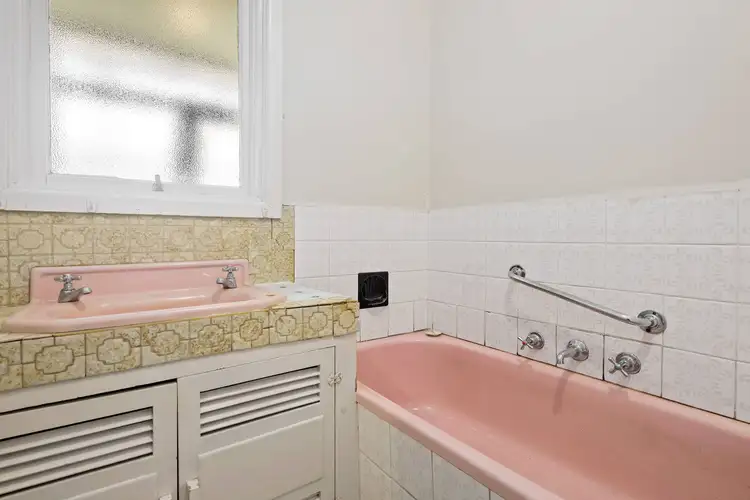Sixth view of Homely house listing, 1 Tweed Street, Ringwood East VIC 3135