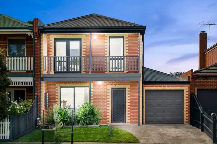 18 Burbidge Drive, Williamstown VIC 3016