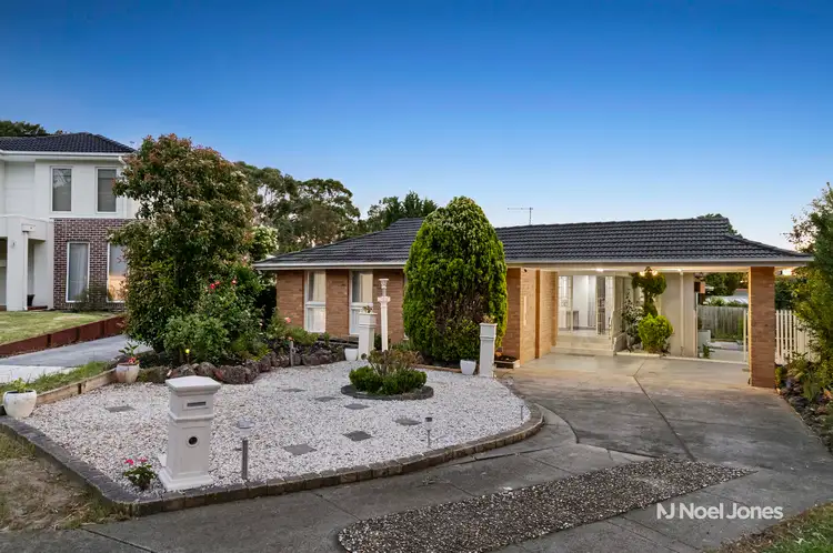 12 Attenborough Square, Wantirna VIC 3152