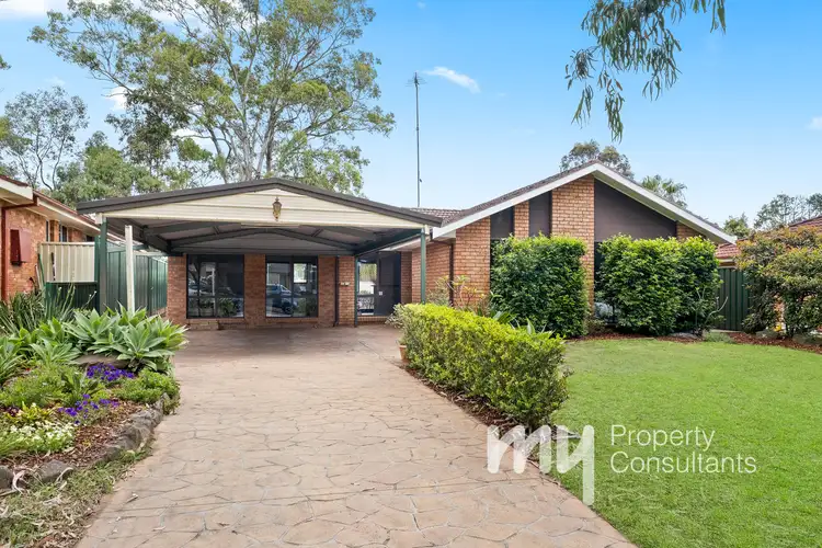 21 Dunbar Place, Mount Annan NSW 2567