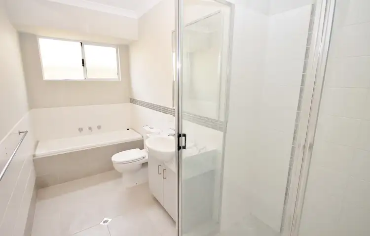 Seventh view of Homely unit listing, 21 Cambrose Avenue, Australind WA 6233