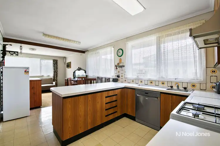 Fourth view of Homely house listing, 113 Mahoneys Road, Forest Hill VIC 3131
