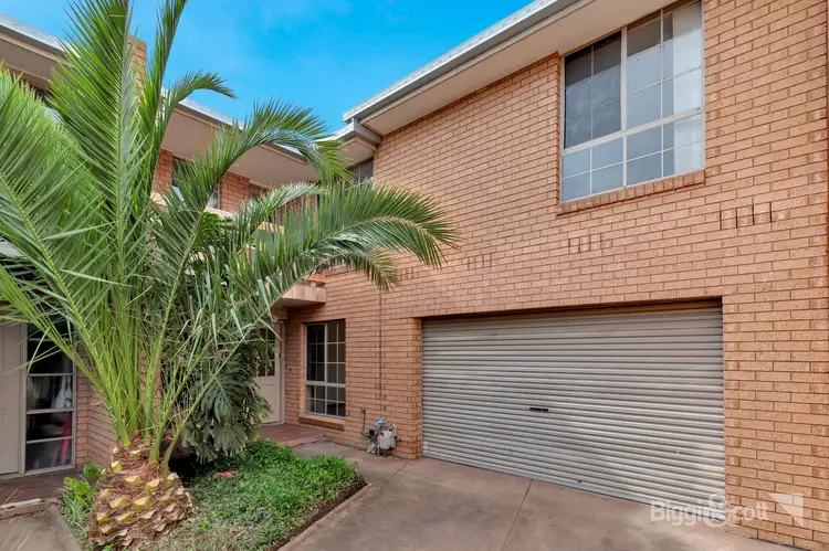 3/52 Omar Street, Maidstone VIC 3012