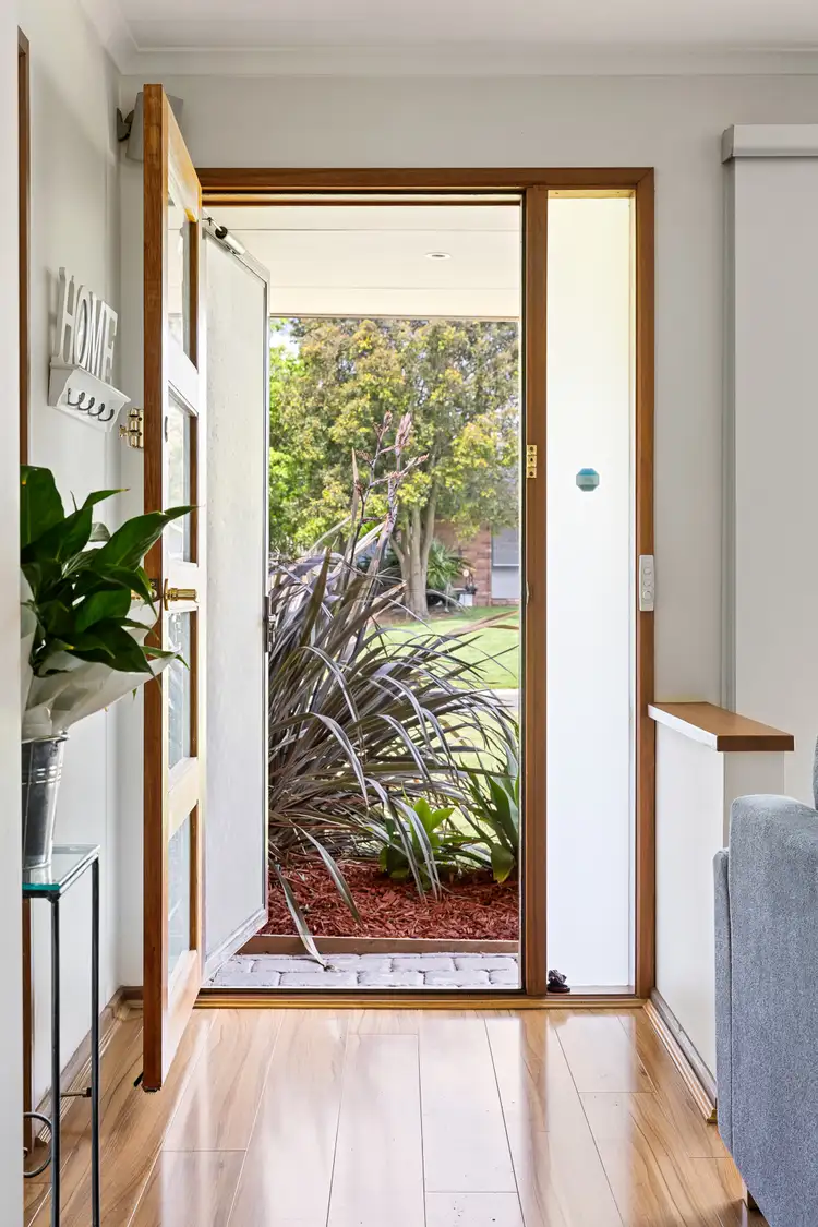 Fourth view of Homely house listing, 2 Raewyn Court, Langwarrin VIC 3910