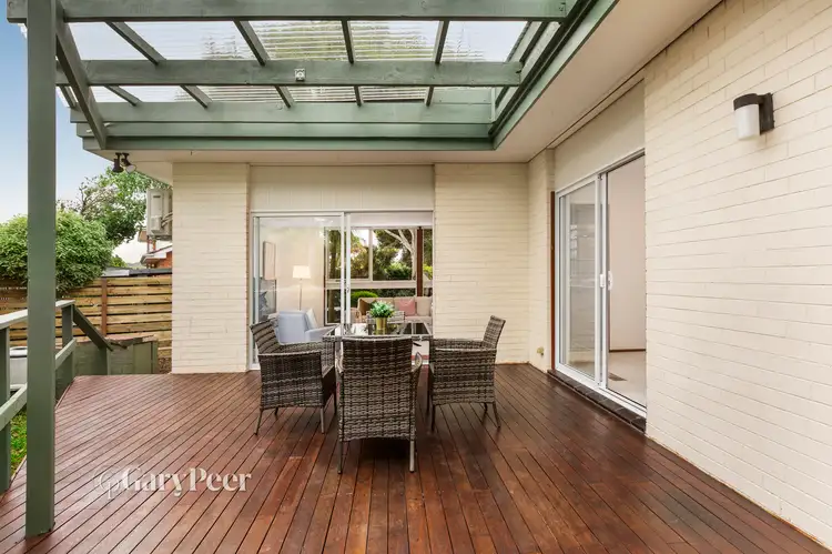 Fourth view of Homely house listing, 3 Hilton Court, Bentleigh East VIC 3165